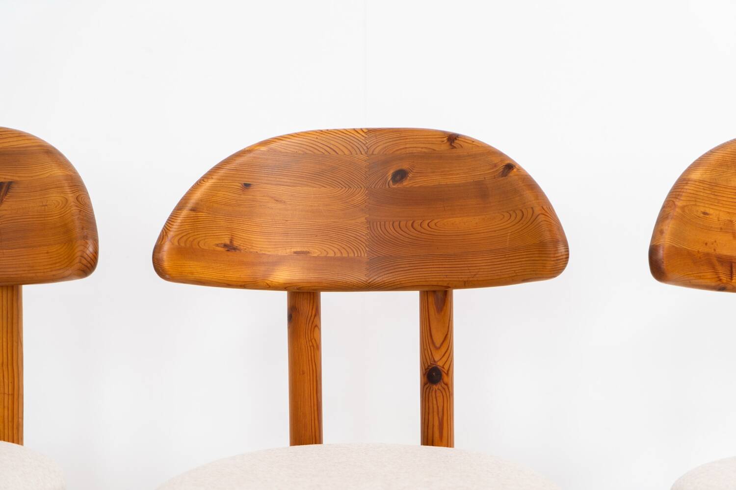 Ensemble de 4 chaises en pin par Vamdrup Stolefabrik (Danemark, années 1970).