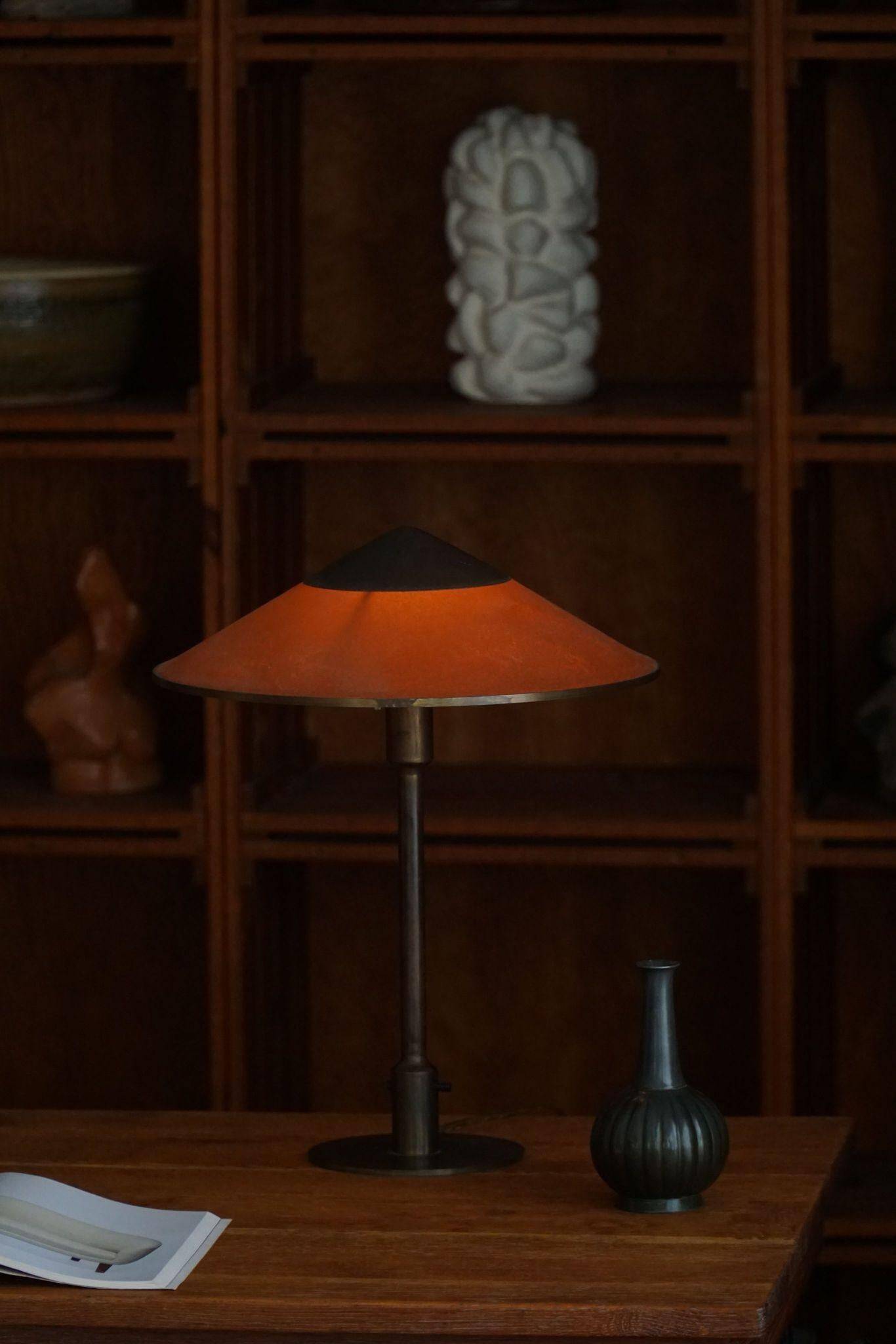 Modern Danish table lamp, model "T3" by Niels Rasmussen Thykier, made in the 1930s.