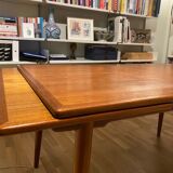 AT-312 extendable table by Hans Wegner