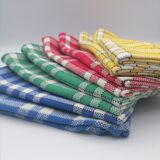 Huit serviettes de table vintage