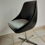 Shell armchair