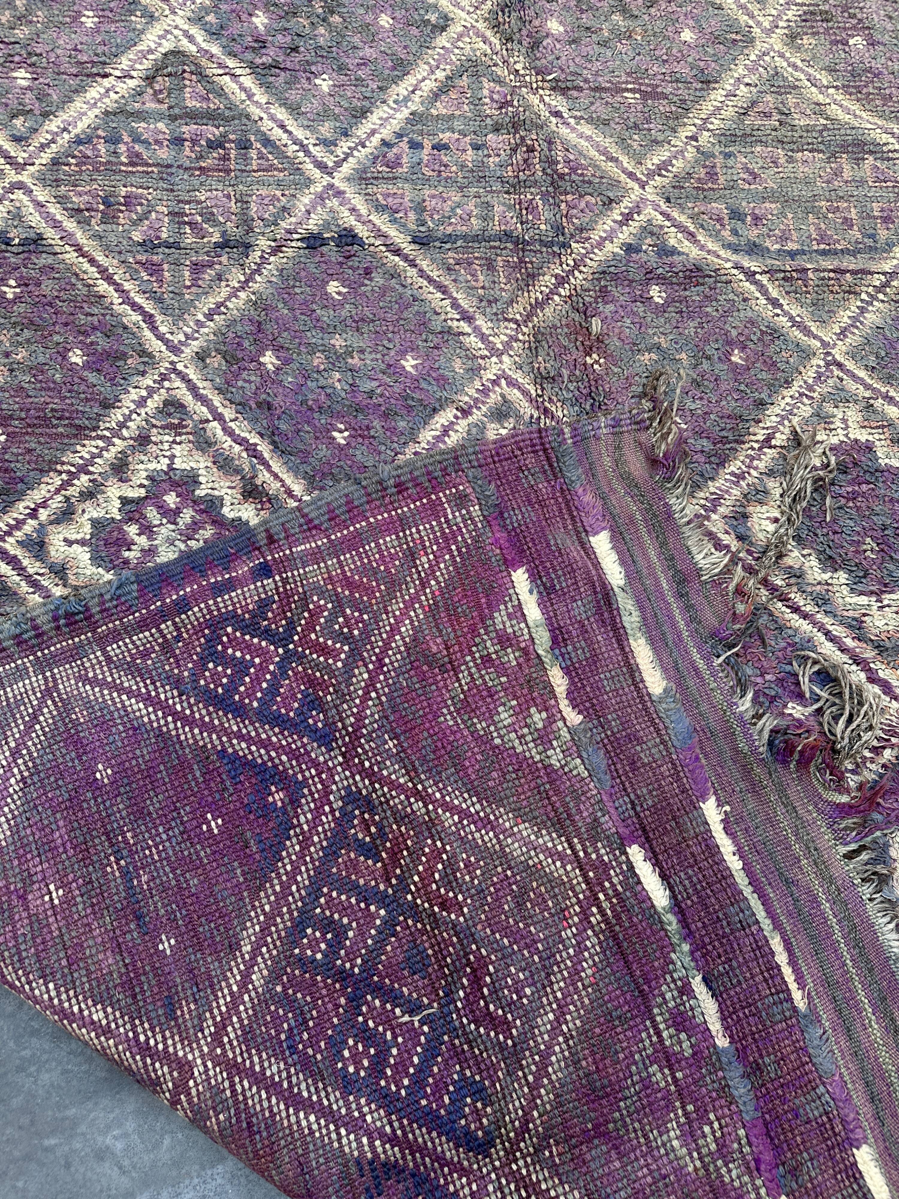 Moroccan carpet - 200 x 432 cm