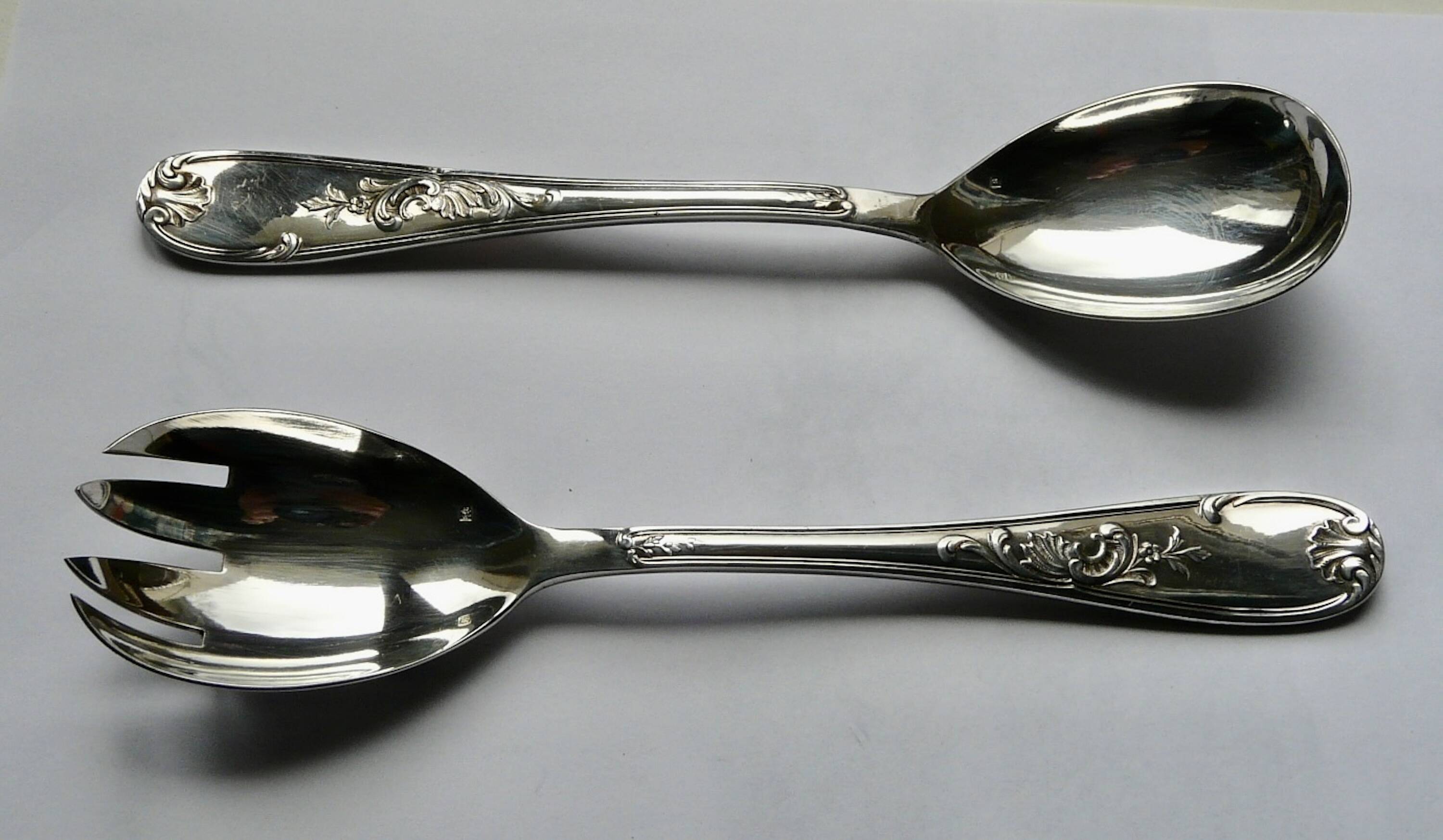 Silver metal salad cutlery set