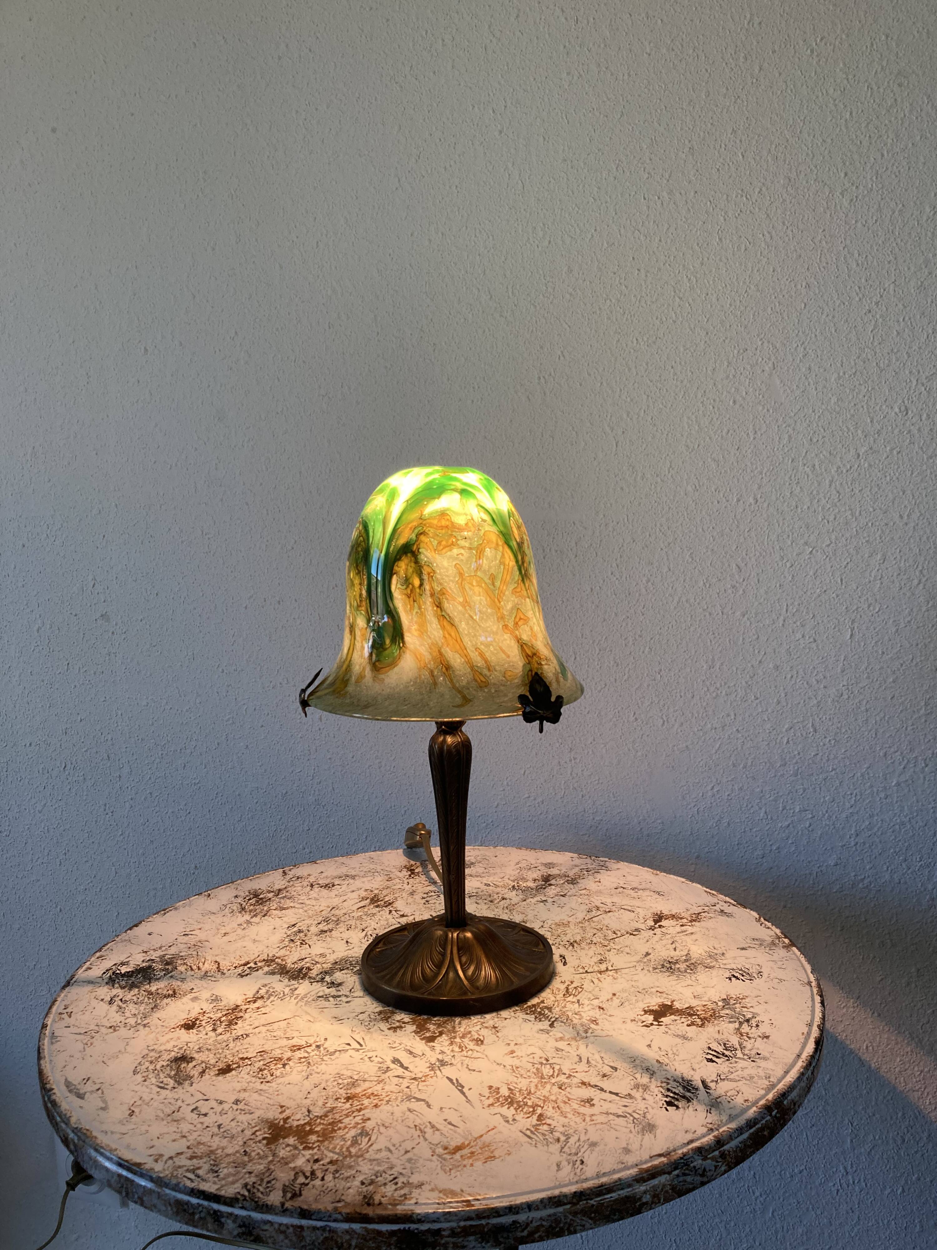 Lampe art nouveau en verre soufflé