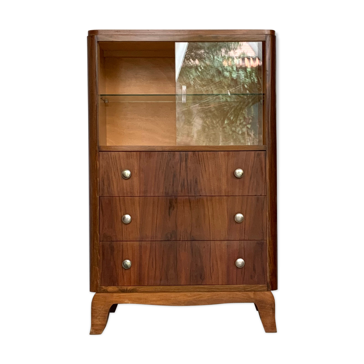 Vintage showcase library