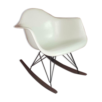 RAR rocking-chair by Charles & Ray Eames for Herman Miller 1950