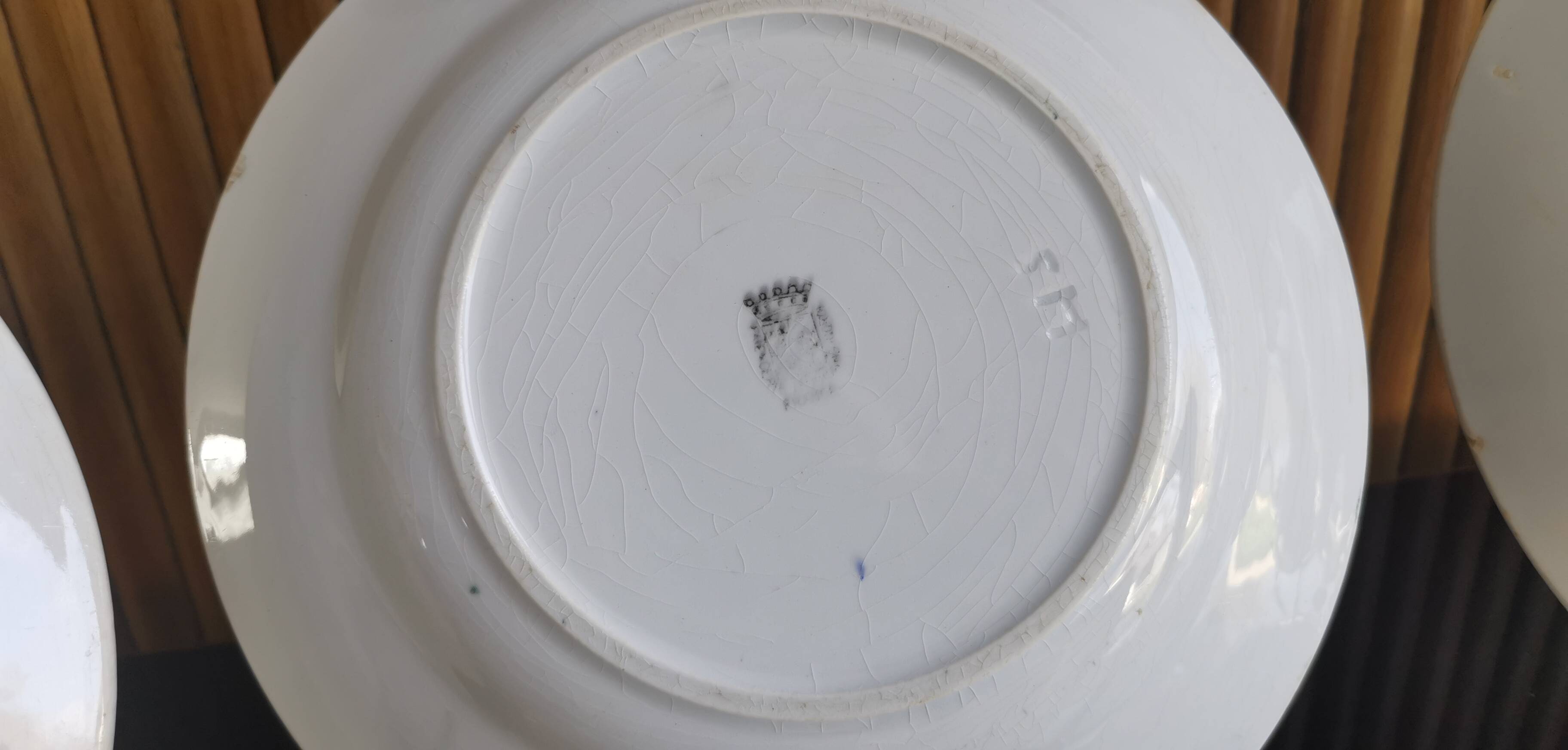 6 assiettes anciennes dépareillées bleues et blanches, St Amand, Moulin des Loups