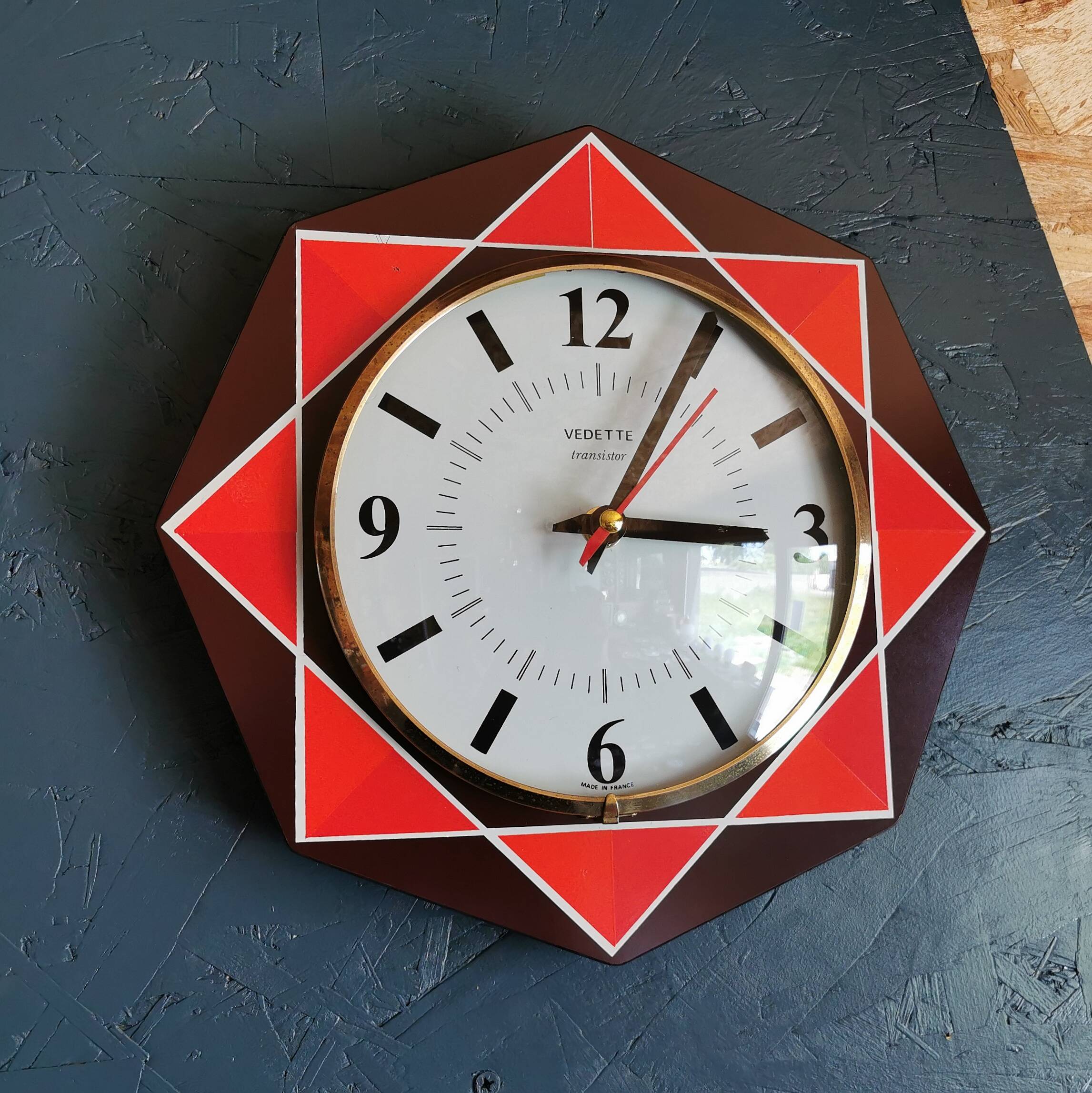Vintage formica clock silent octagonal wall pendulum "Star chocolate orange"