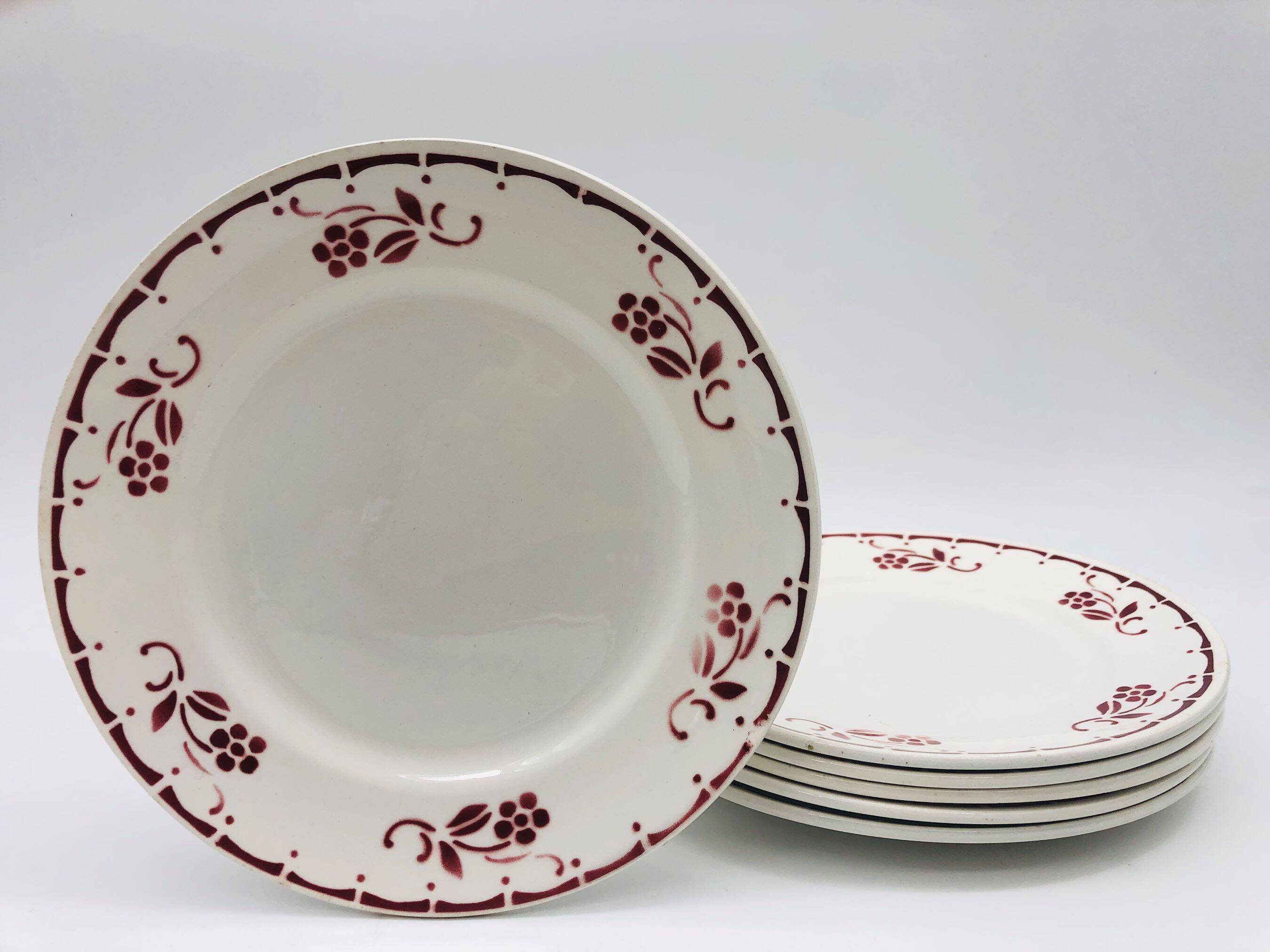 6 “St-Amant” dessert plates, Magali model