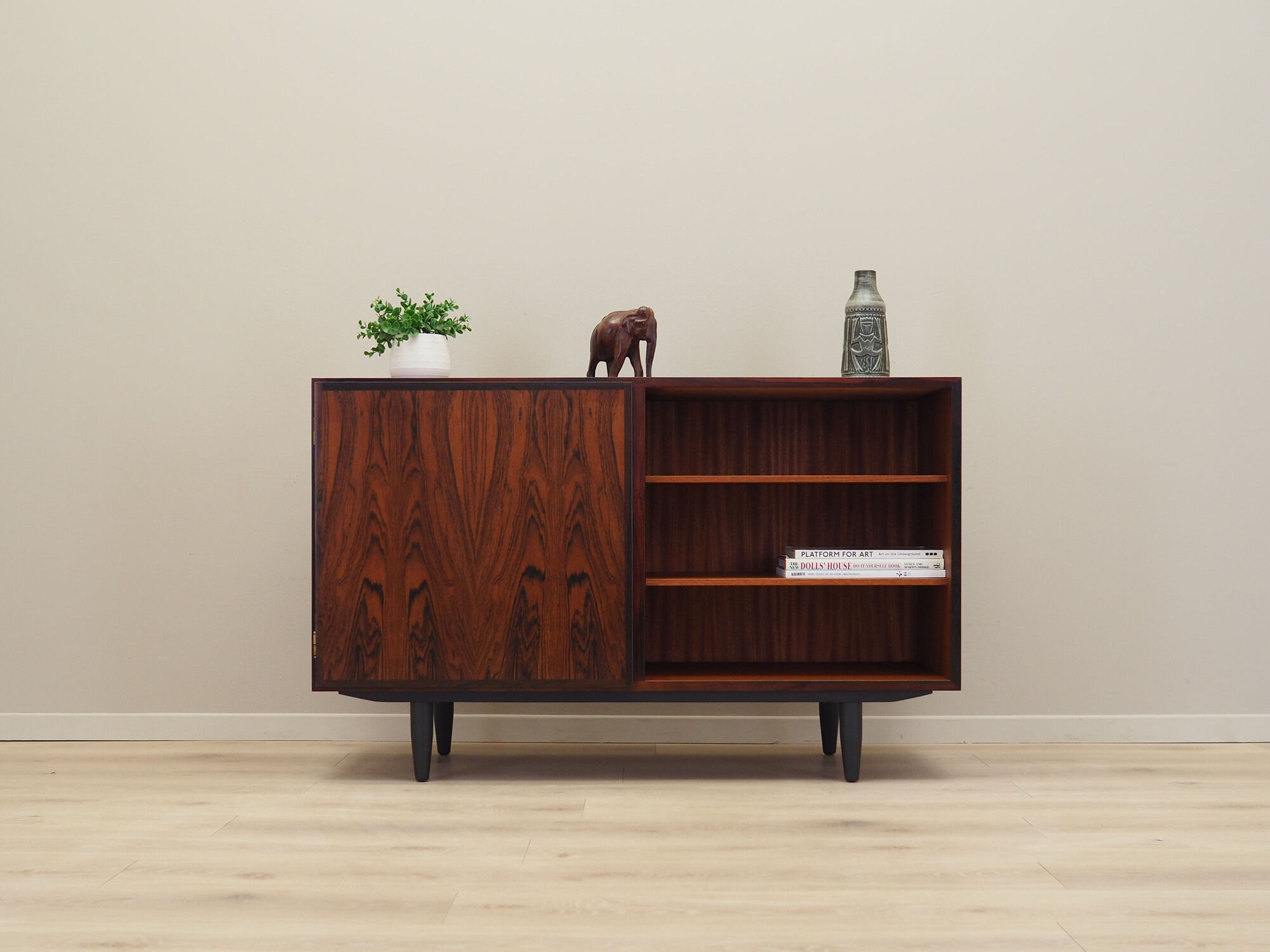 Rosewood cabinet, Danish design, 1970s, manufacturer: Omann Jun
