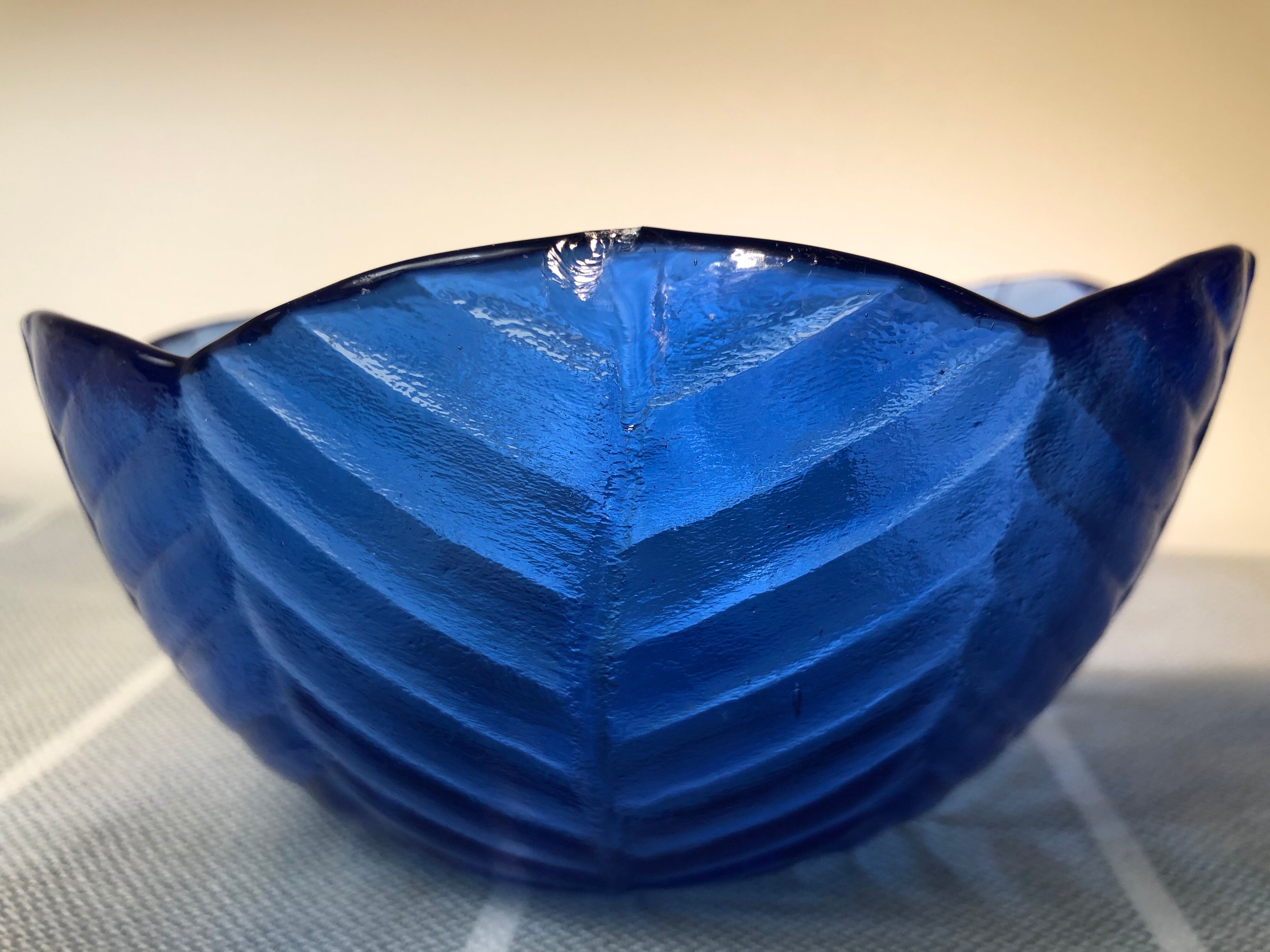 Vintage fruit cups leaf shape - royal blue