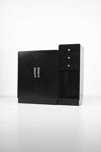 Cabinet Art Déco avec poignées en nickel plaqué