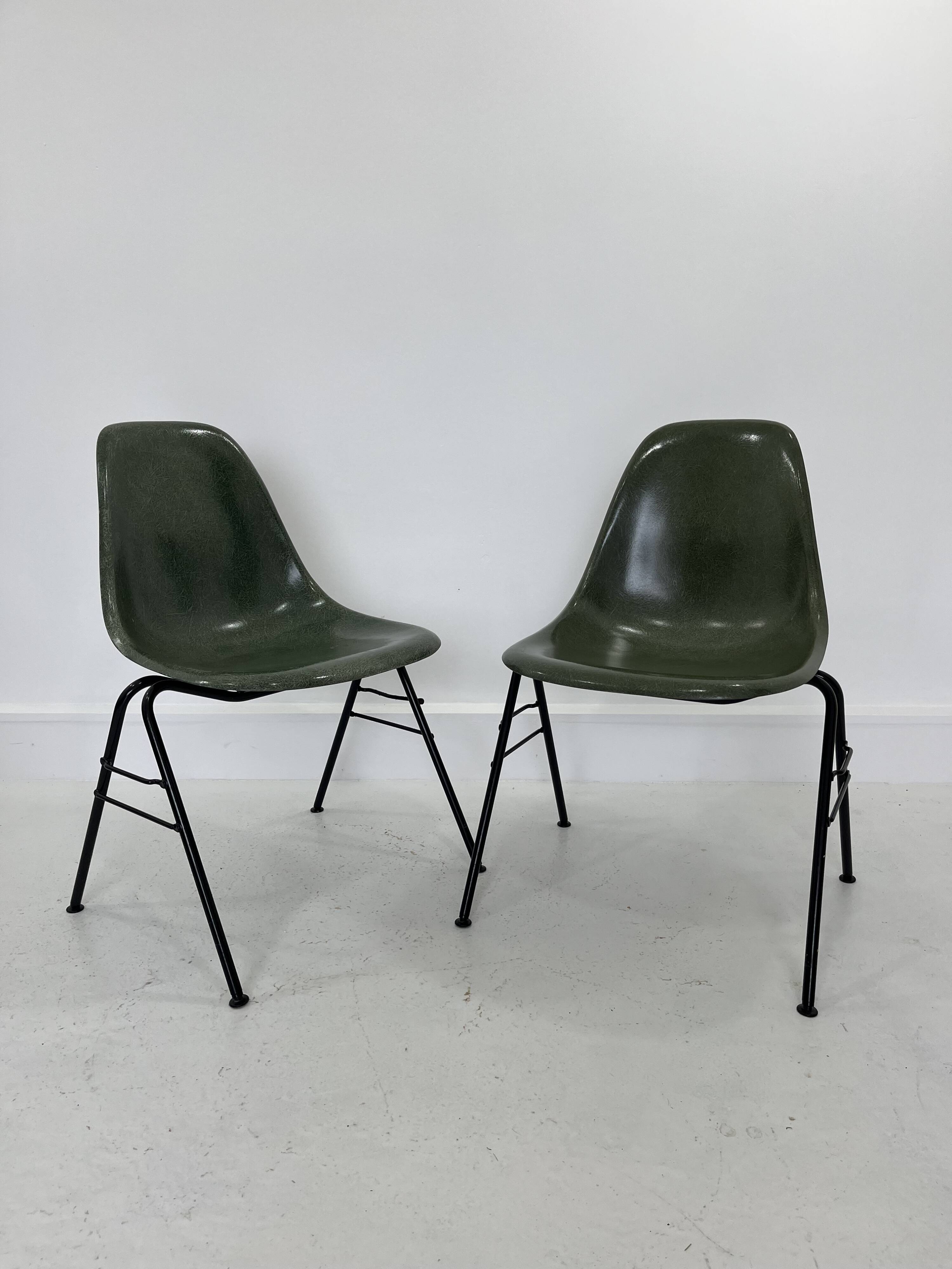 Fiberglass DSS Stacking Chairs by Ray & Charles Eames for Herman Miller, 19