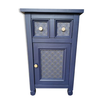 Small storage cabinet