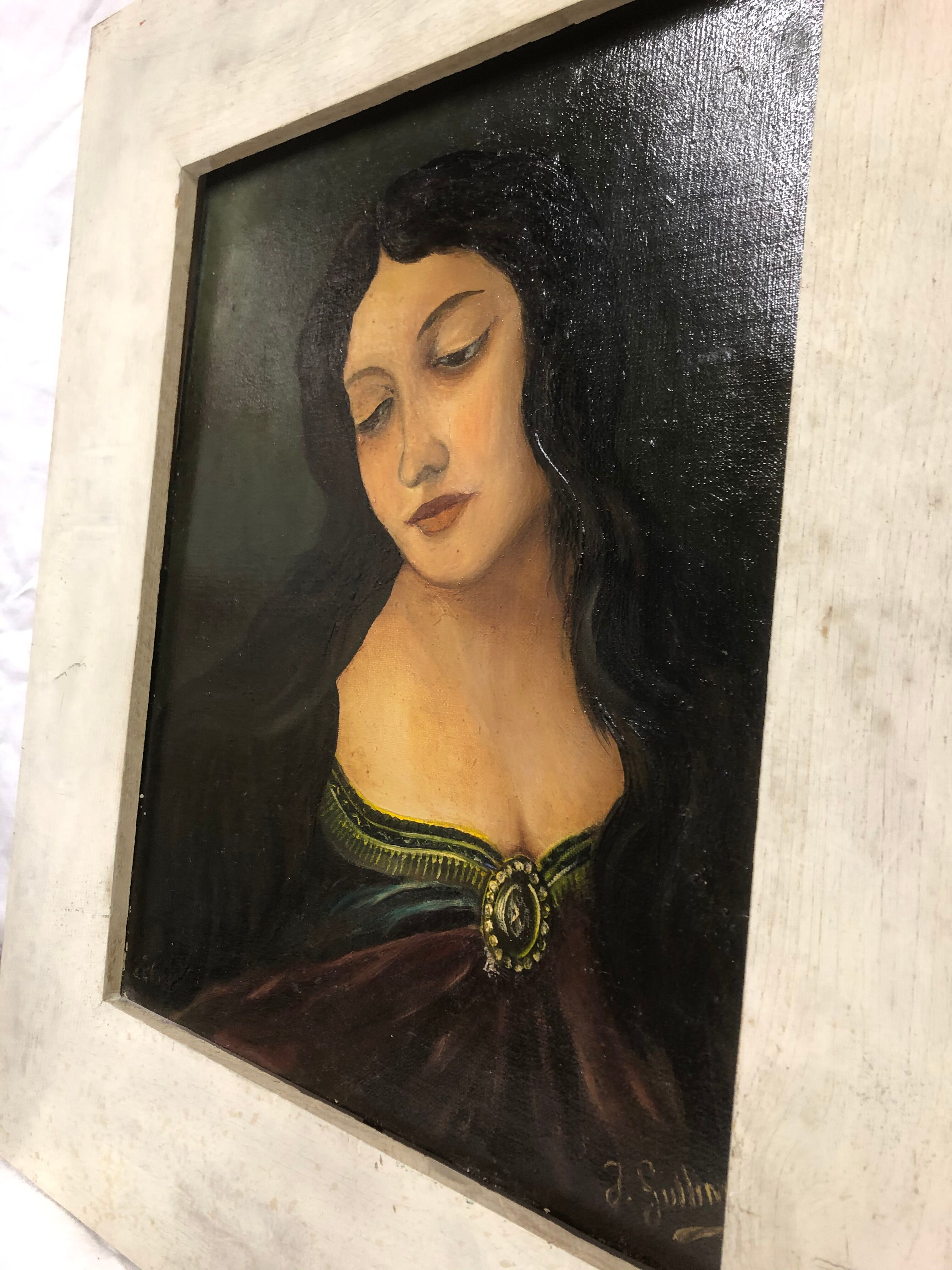 Painting portrait of woman