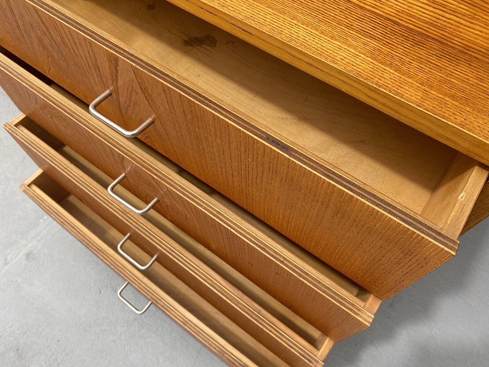 Système d'étagères murales du milieu du siècle par Český nábytek, 1960, Tchécoslovaquie