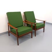 Pair of vintage Scandinavian armchairs in teak and green fabric from the 1960s.