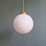 Art Deco suspension in white opaline and brass