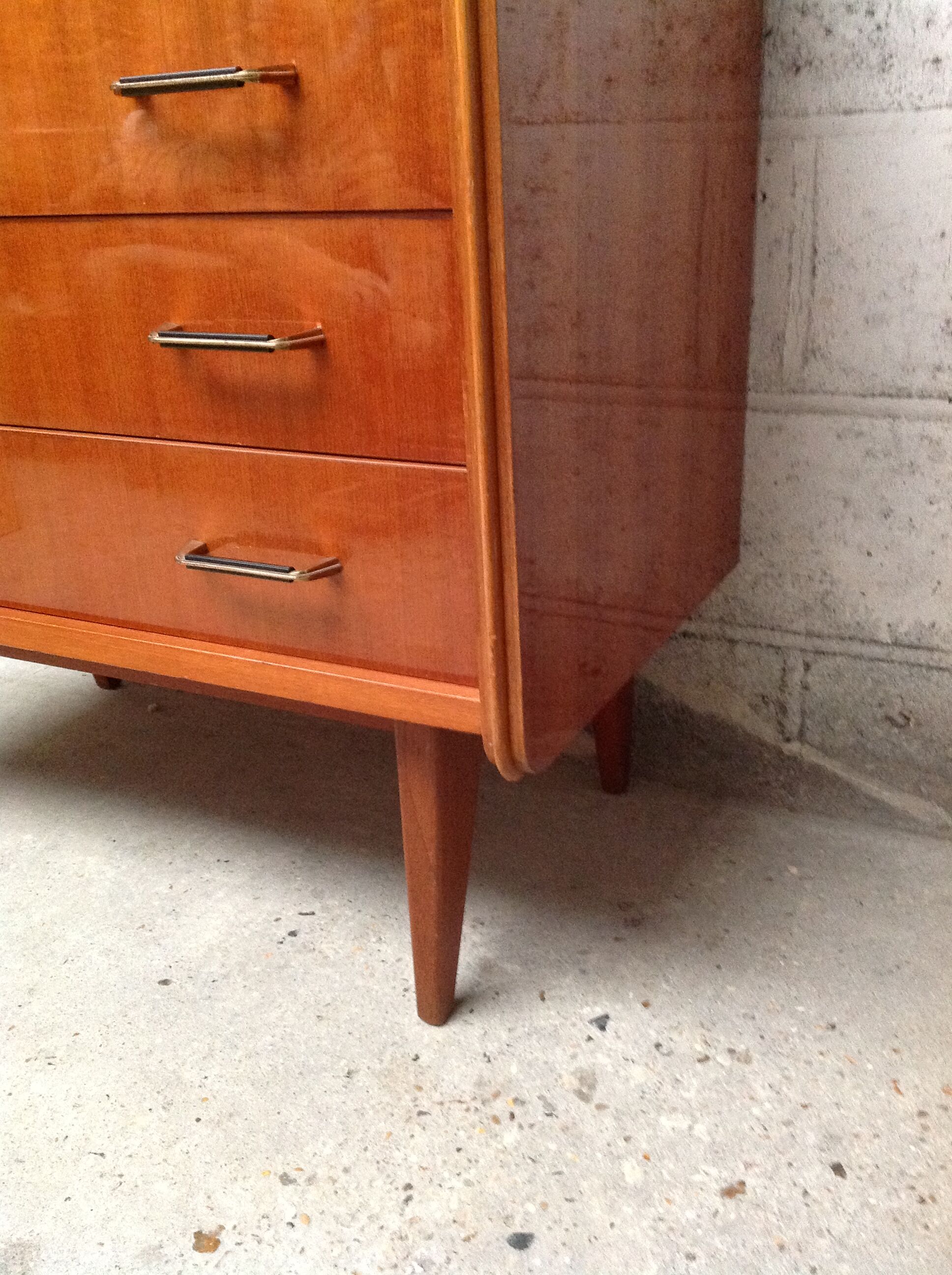 Vintage 60s chest of drawers