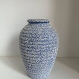 Set of 18 decorative items