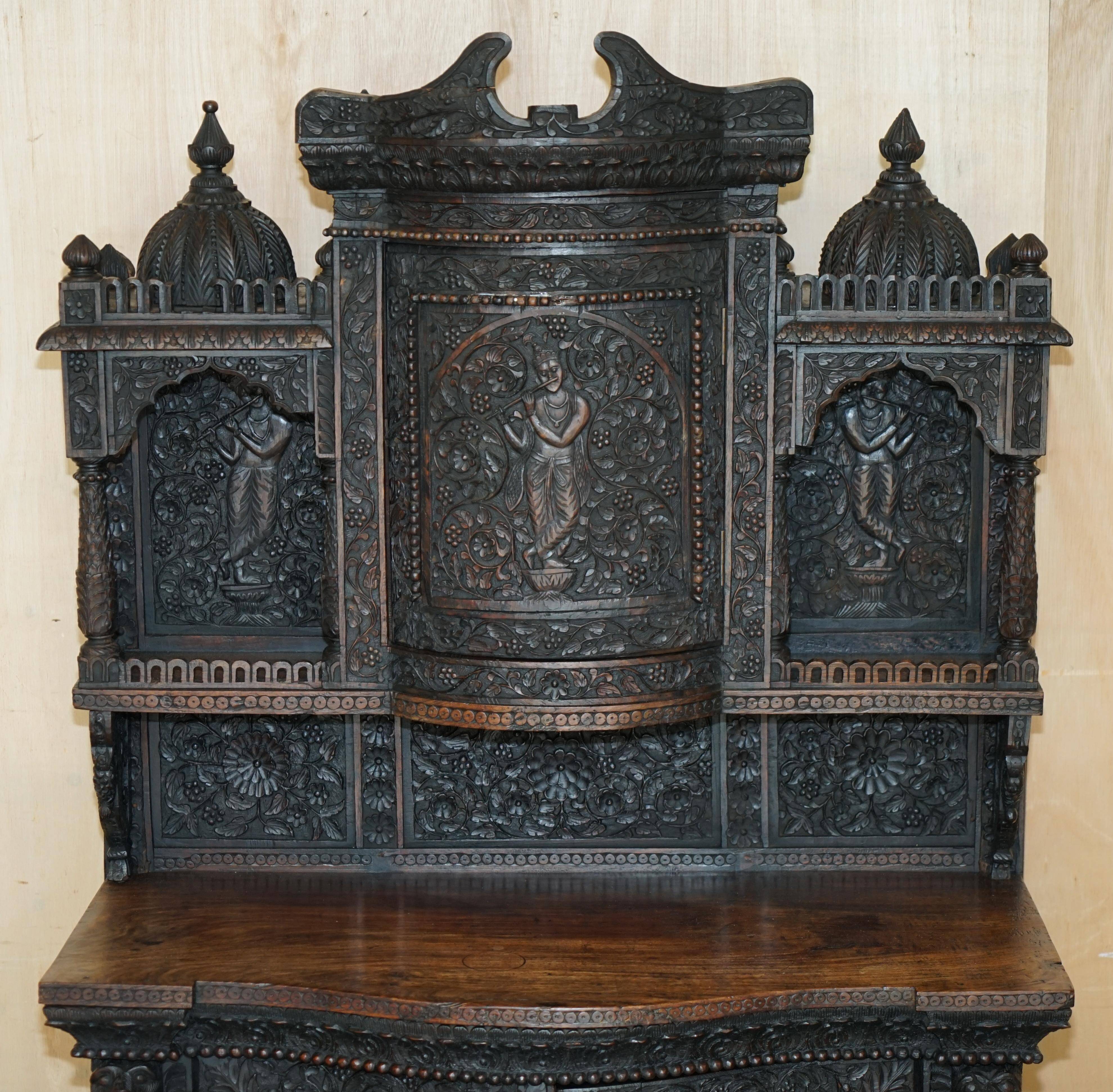 Buffet antique sculpté main style temple birman vers 1860