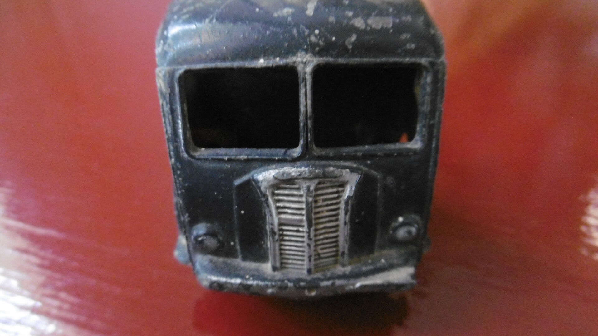 Dump truck Dinky Toys Panhard France