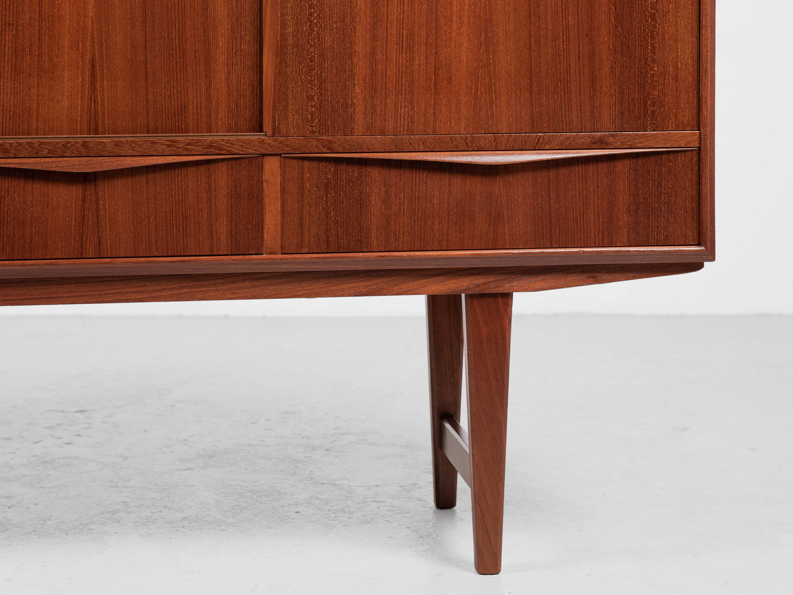 Midcentury Danish highboard in teak by E.W. Bach for Sejling Skabe 1960s - with 4 doors & 4 drawers