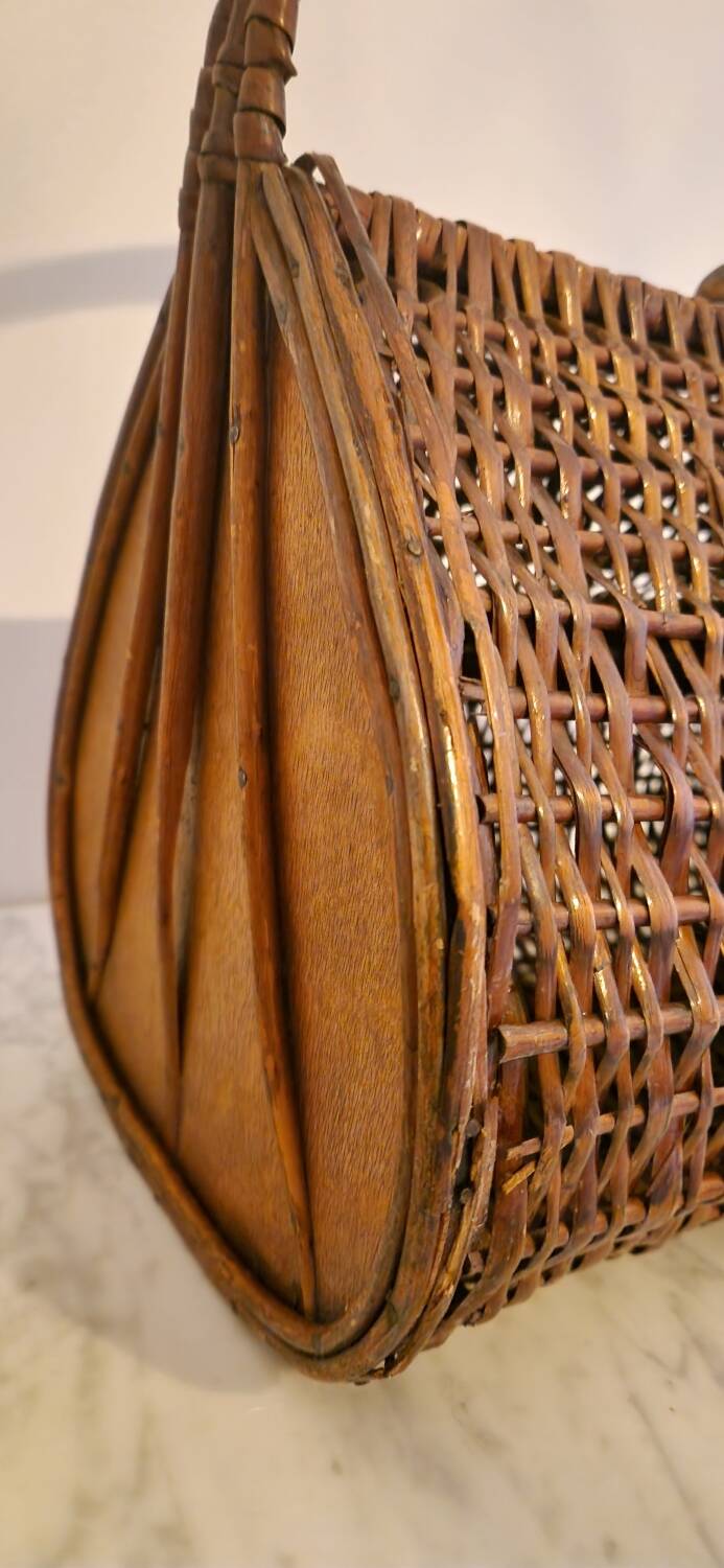 1960s wicker basket handbag