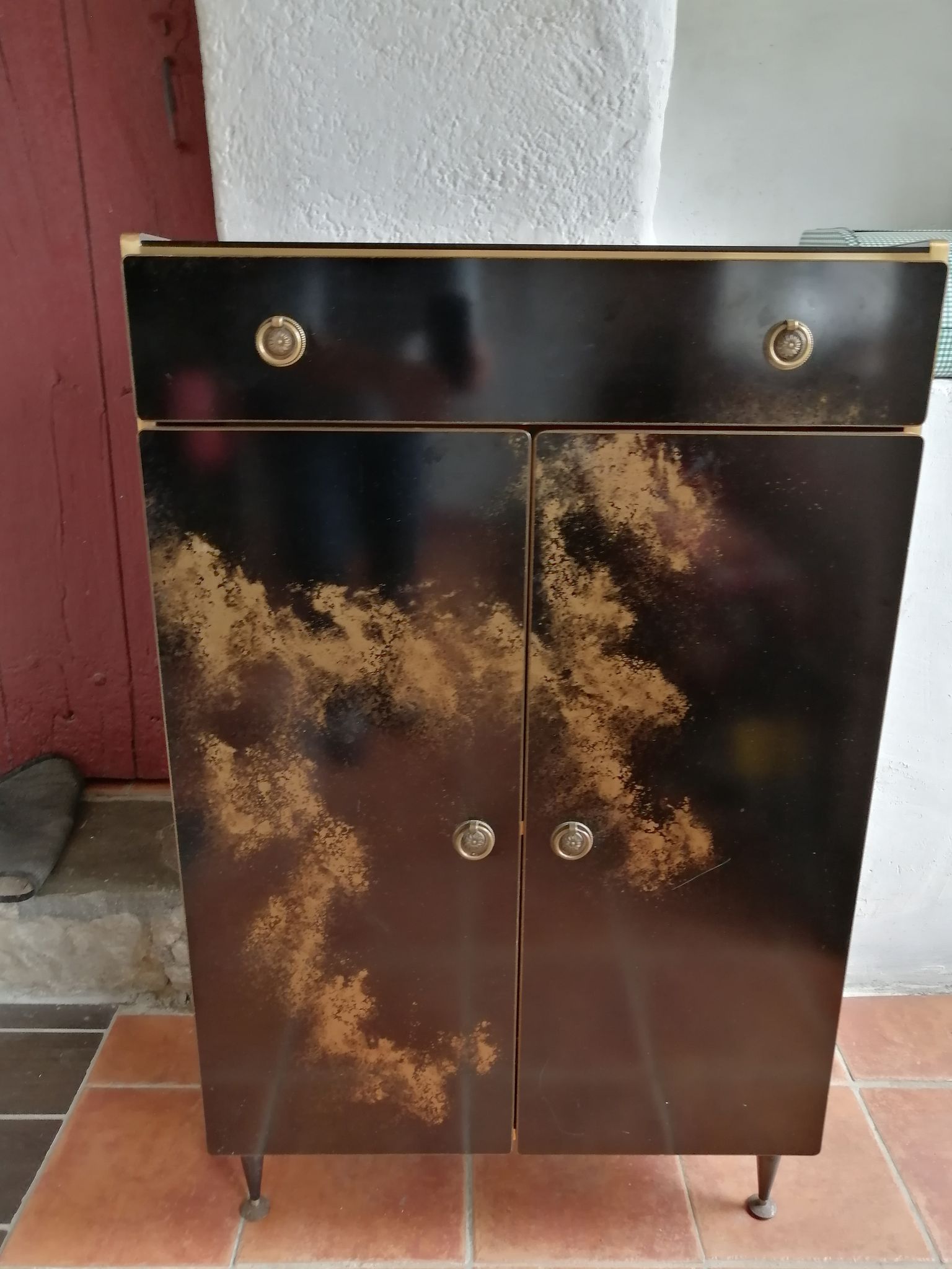 Bathroom furniture or entrance furniture