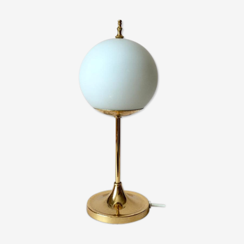 Lampe de table en verre en laiton et opaline allemand