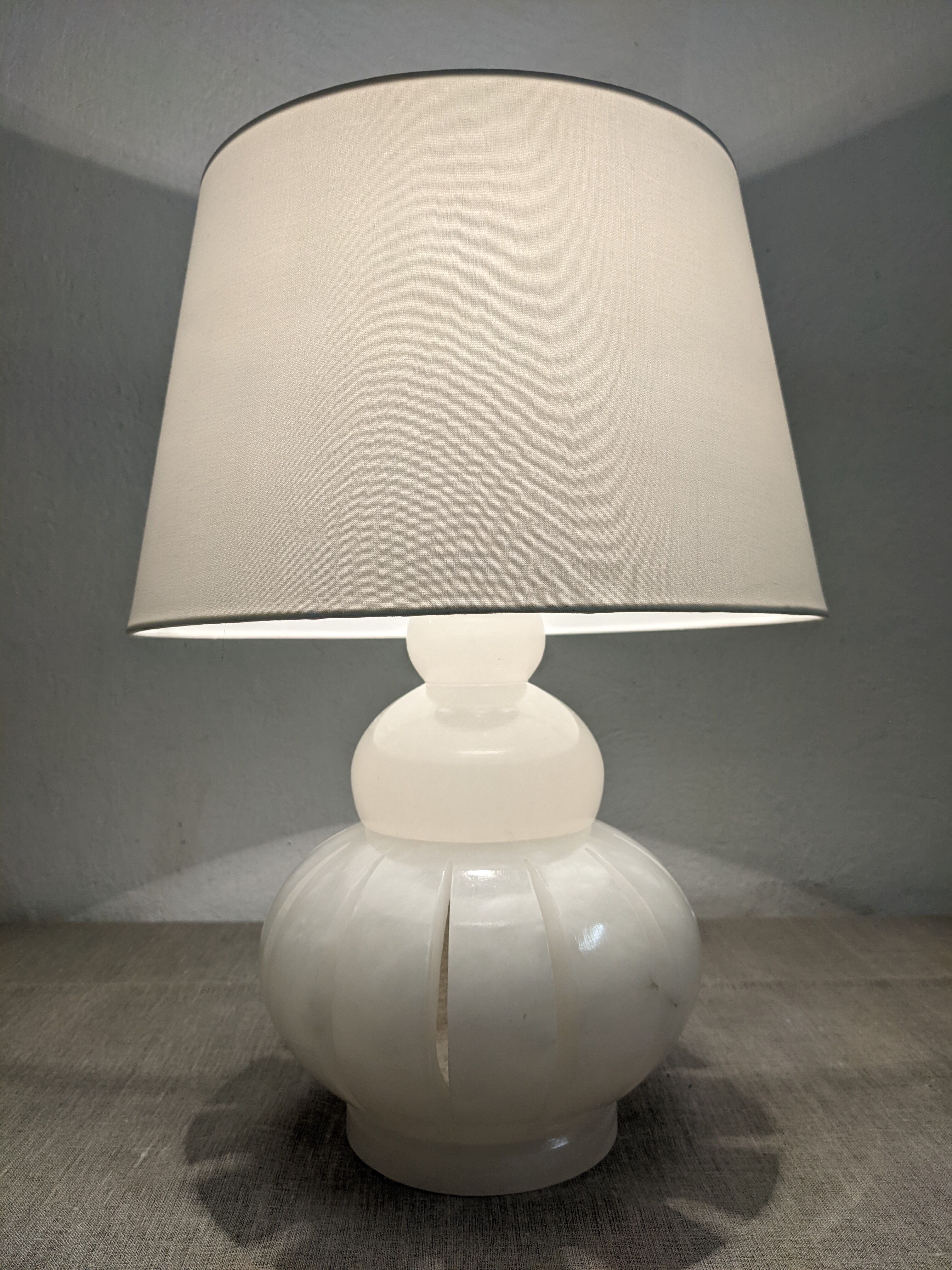 Alabaster ball lamp from the 60s/70s
