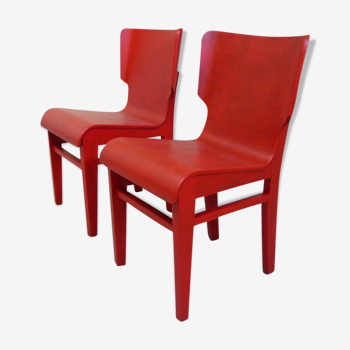 Paire de chaises rouges