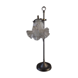 Art deco style pose lamp