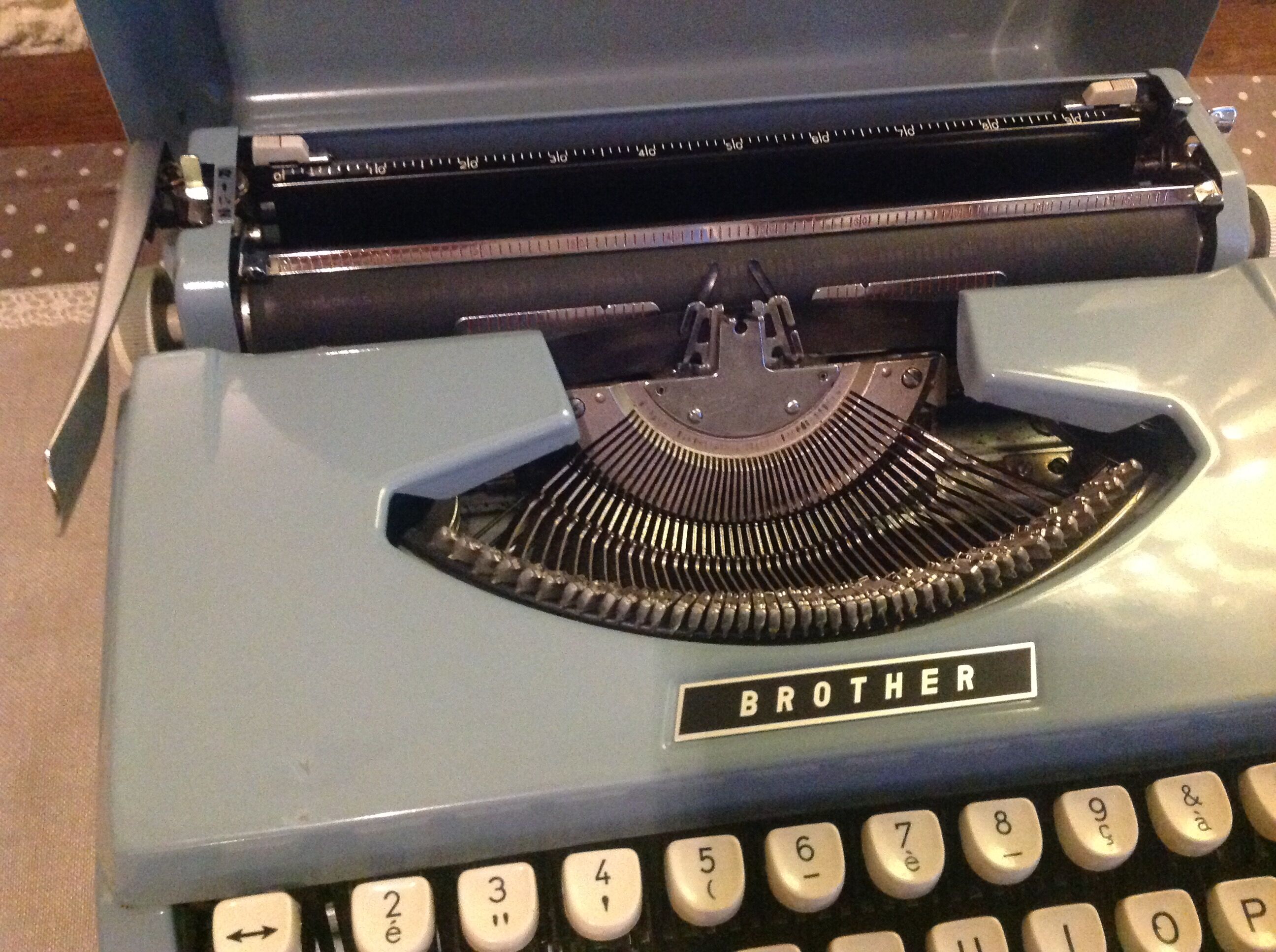 Machine write pastel blue Brother vintage 60s