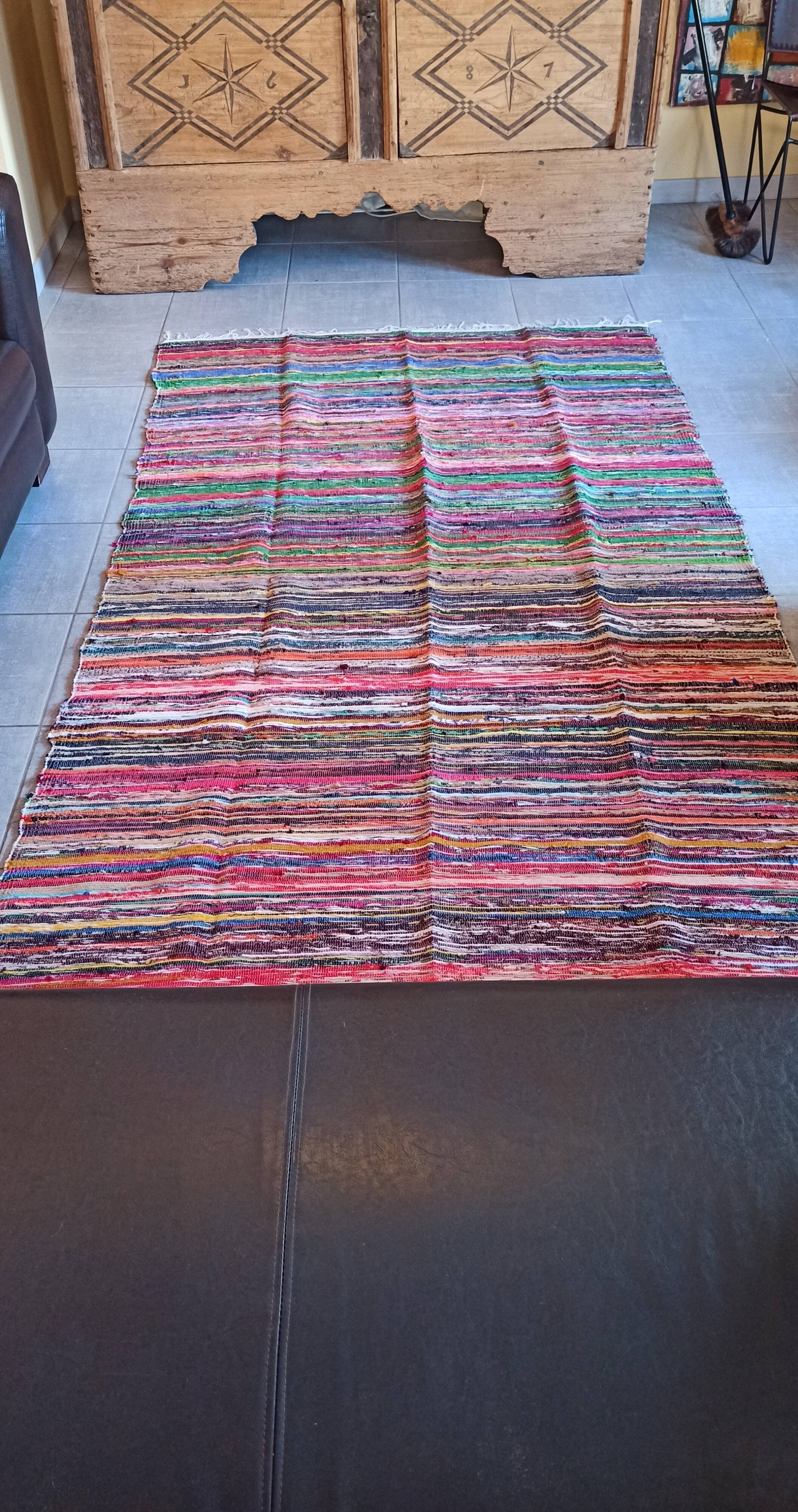 Tapis en coton tissé multicolore 137x250cm