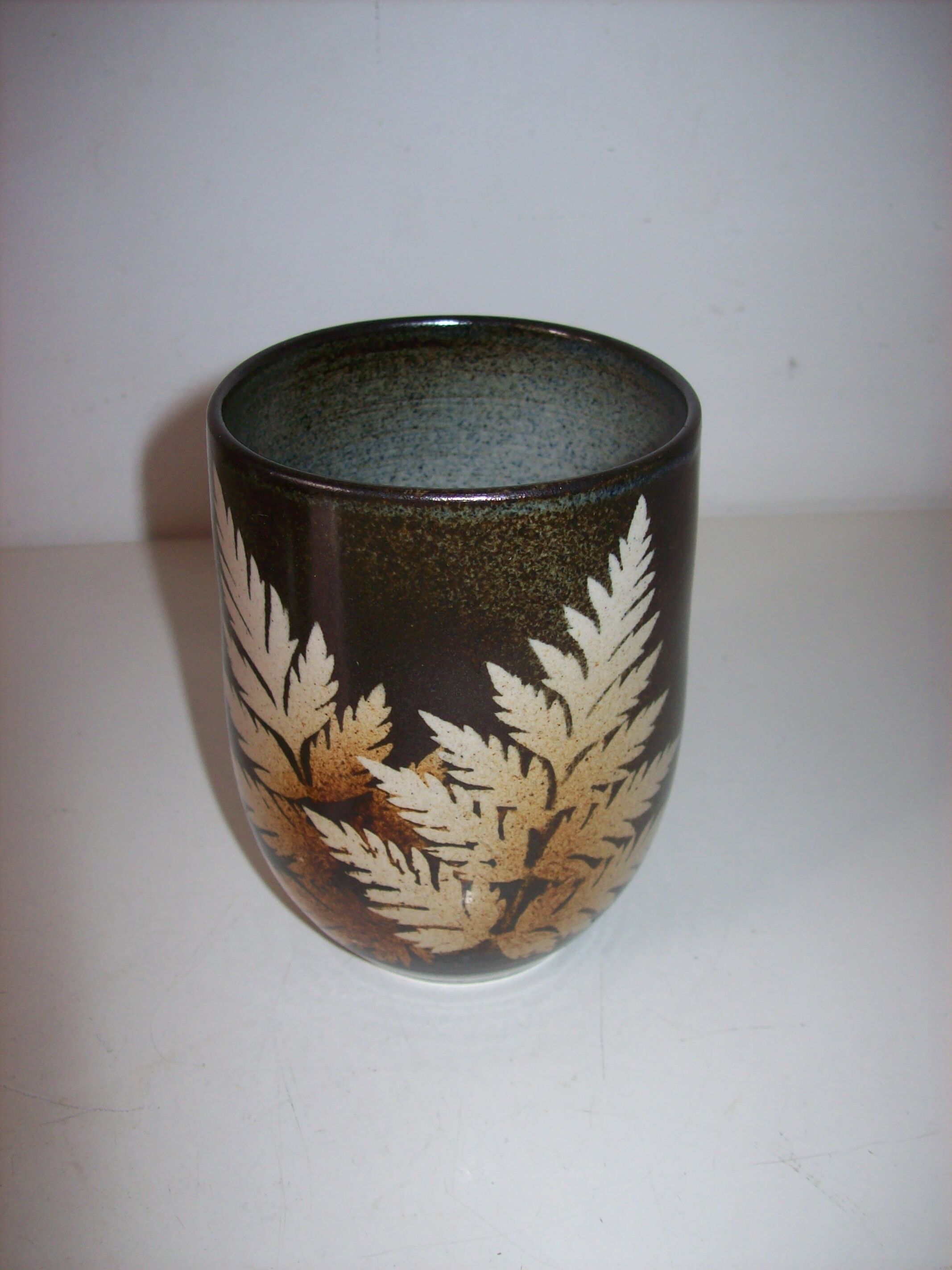 Ceramic cup