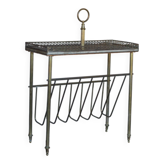 Magazine rack Vintage shelf, side table, brass magazine rack table