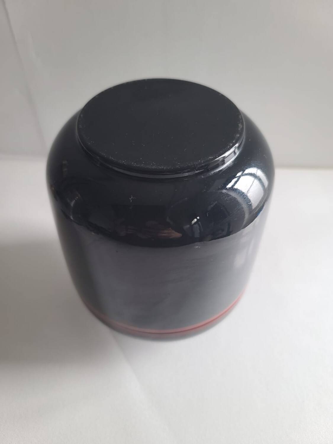 Black and red lacquered ice cube tray in a slightly tipsy Japanese style #POMR