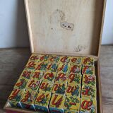 Box of alphabetical and educational cubes Jeujura 1930