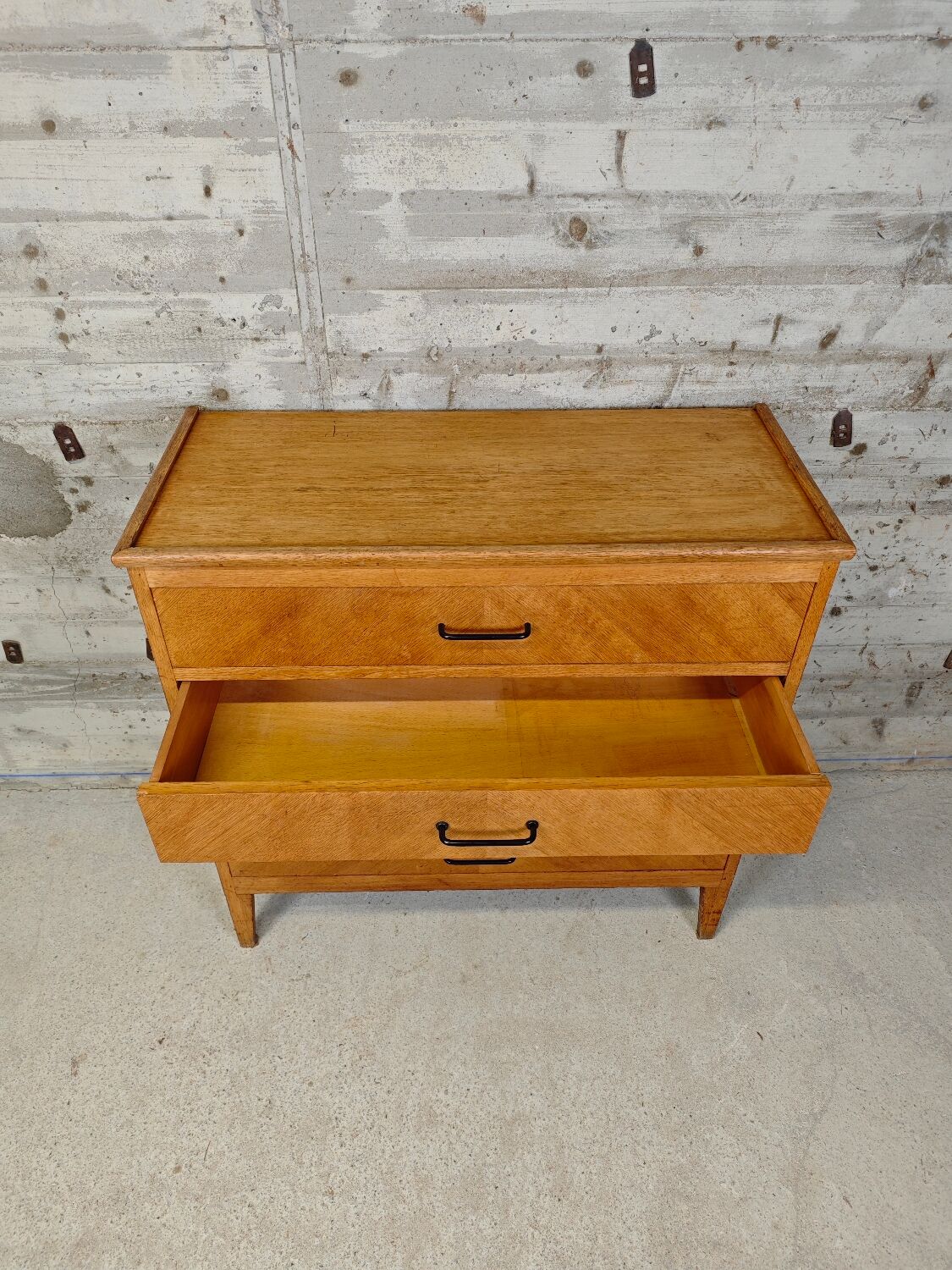 Vintage chest of drawers