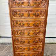Semainier chiffonnier avec gravure style Louis XV à 7 tiroirs