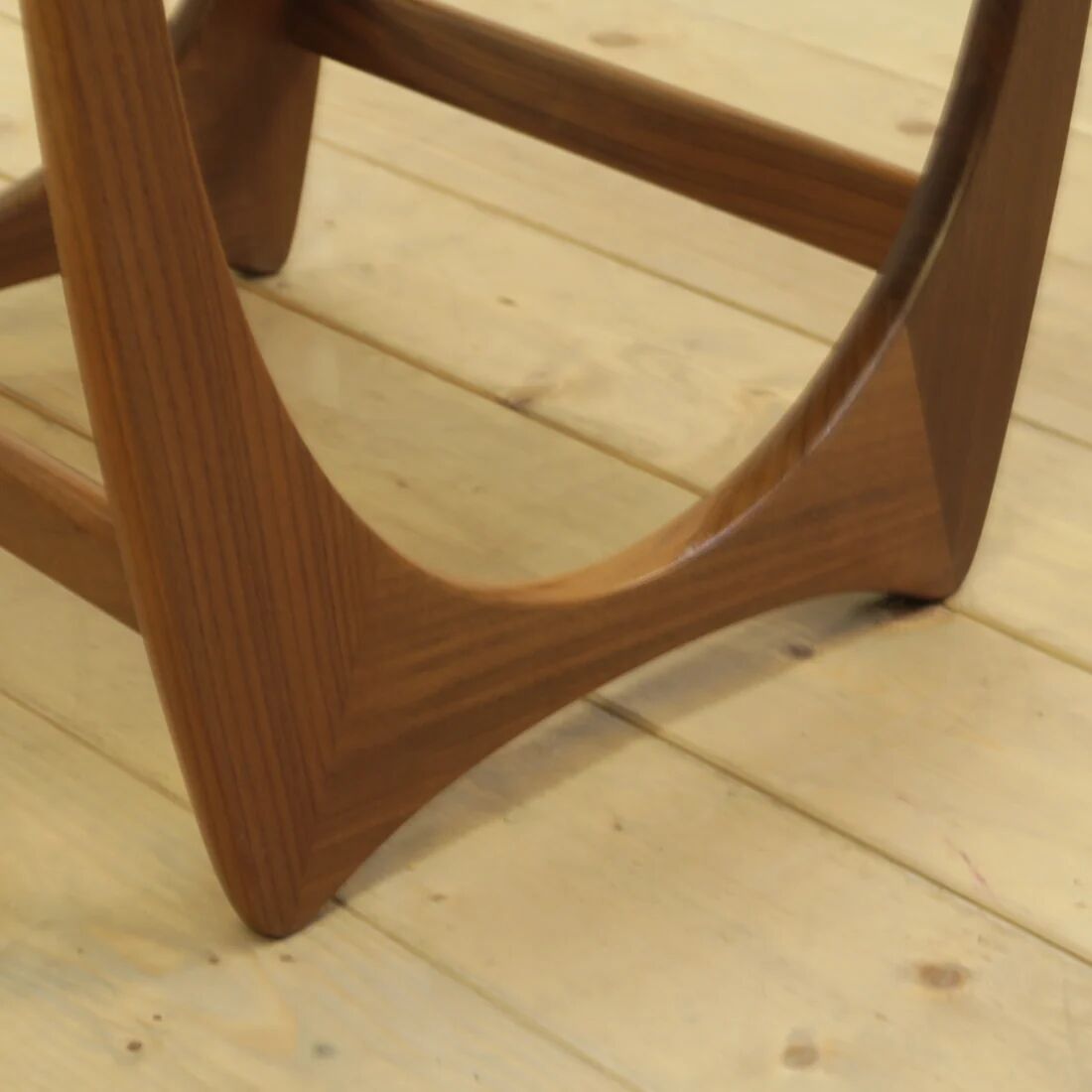 Table basse carrée G-Plan "Astro", teck, Angleterre 1960