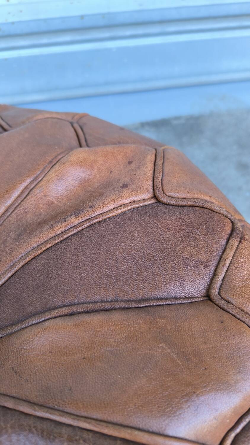 Large round Moroccan leather pouf