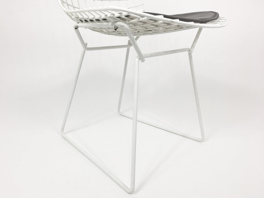 White Knoll chair Bertoia