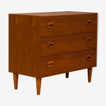 Dresser, Denmark, 70