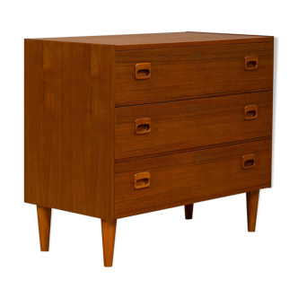 Dresser, Denmark, 70