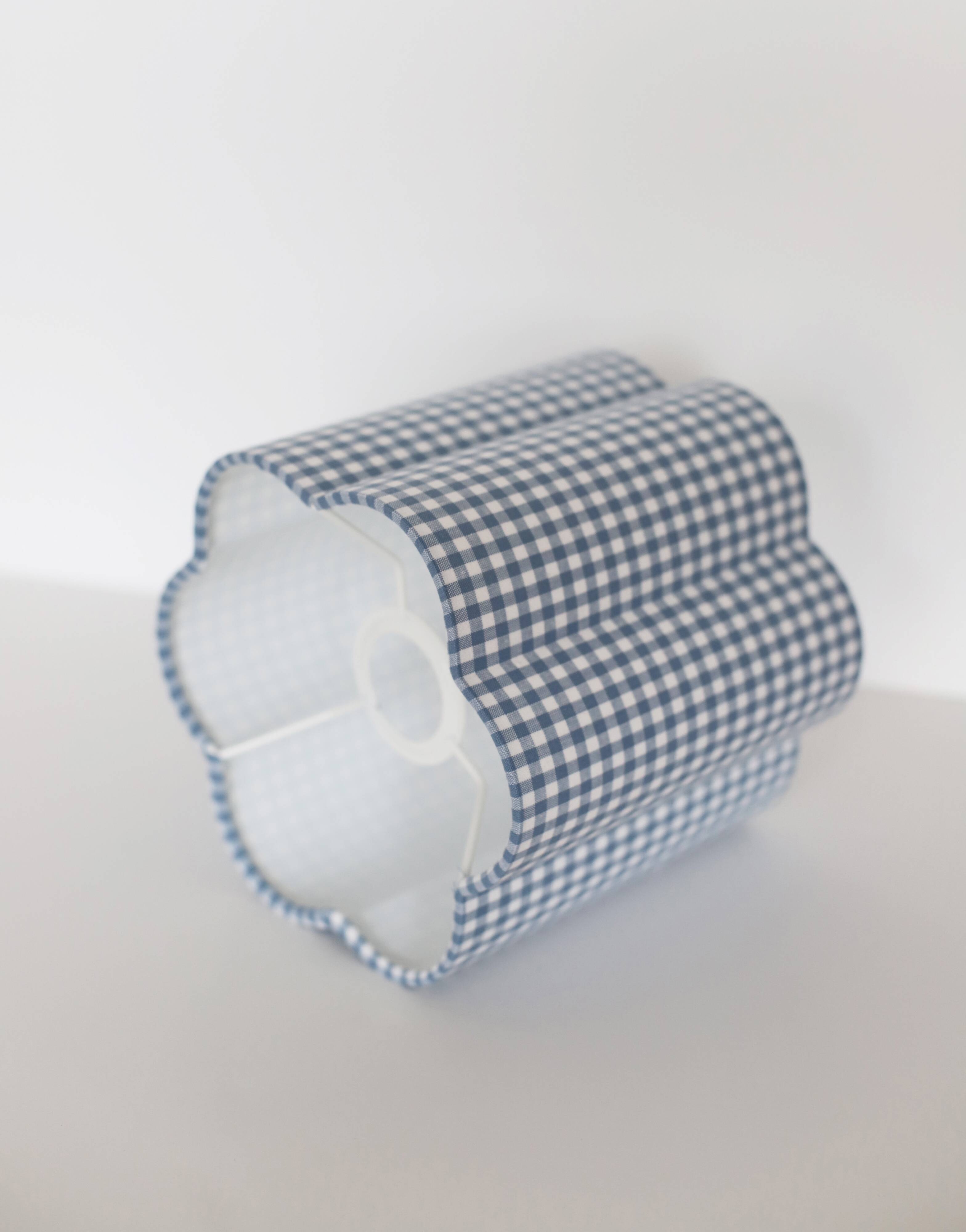 Flower-shaped lampshade Flora "mini sky blue check"