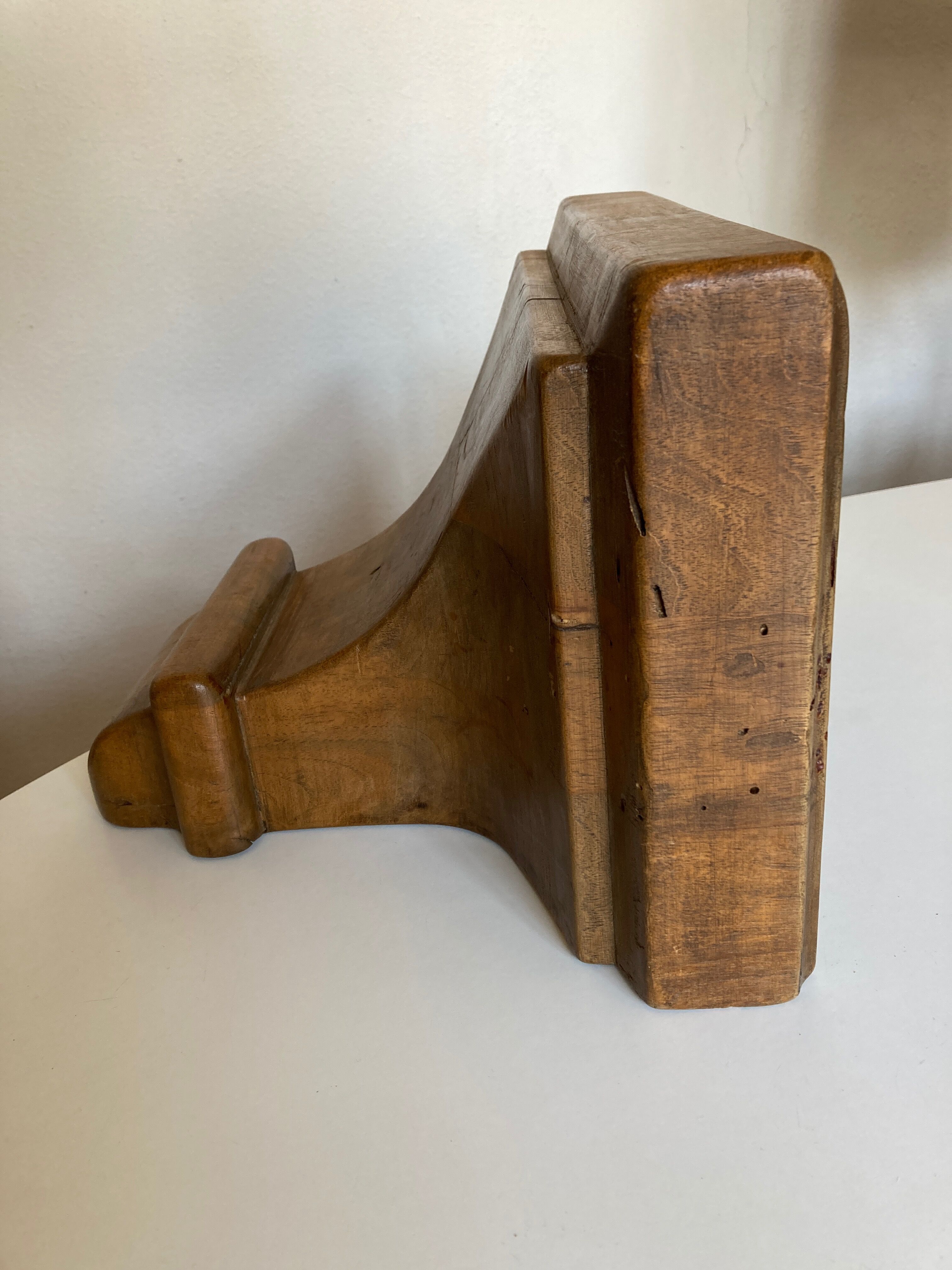 Neo classical console 19th shelf in solid oak