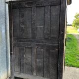 Armoire bretonne ancienne en chêne sculpté