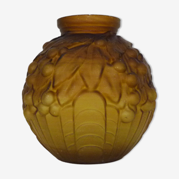 Vase boule art déco en verre dépoli